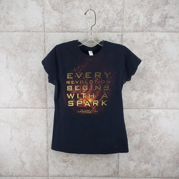 Catching Fire Every Revolution Gildan Short Sleeve Graphic T Shirt Ladies Size M - Picture 1 of 4